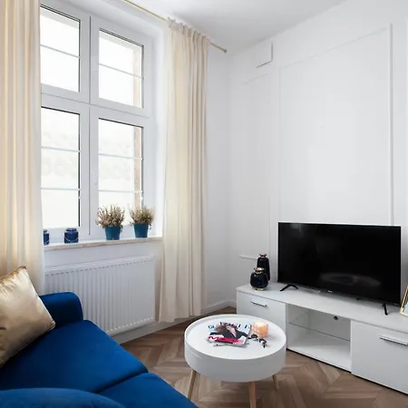 Elite Carrara